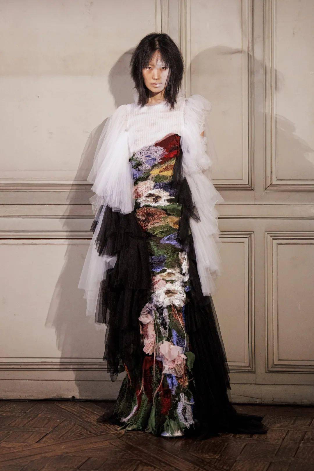 秀场| caroline hu 2023 春季成衣系列_合作_进行_生活