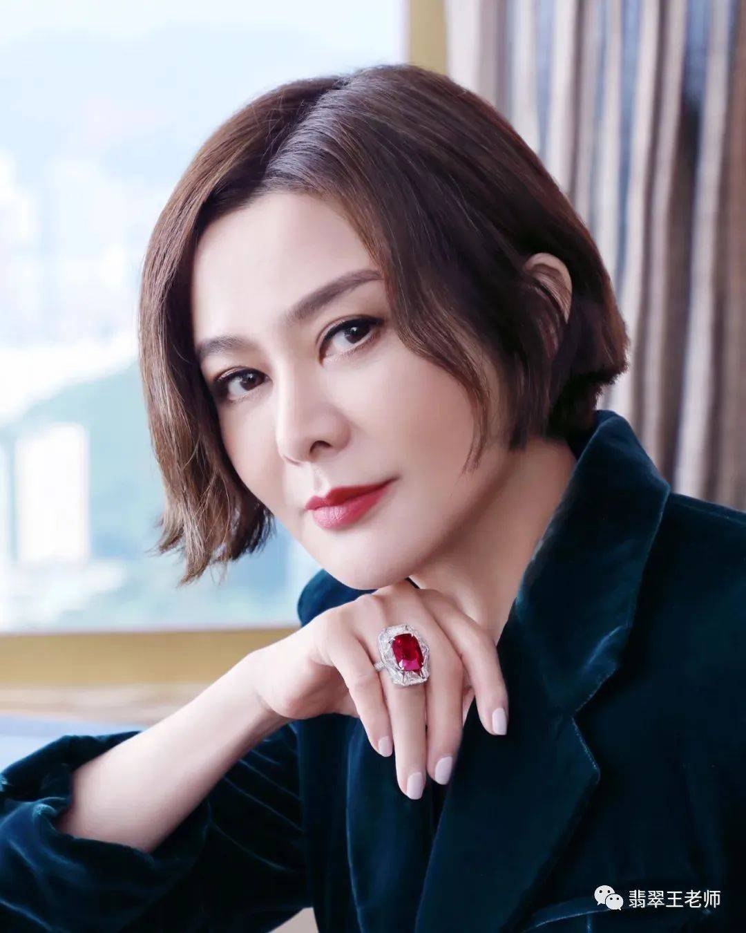 她是港圈富有女明星,拍卖51件珠宝庆祝生日,总价值过亿_关之琳_香港