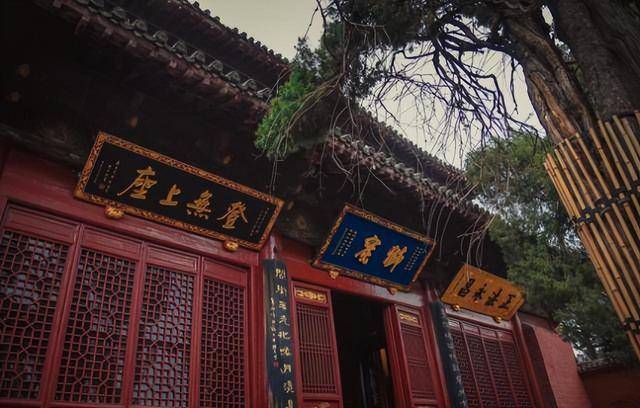 河南的第一座4 A旅游胜地，被誉为中国最古老的寺庙