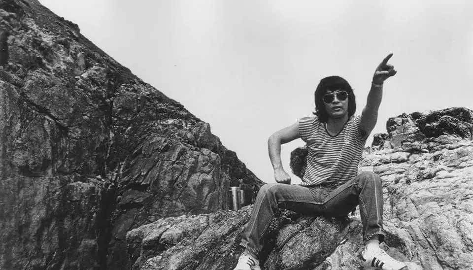 导演程小东,《倩女幽魂》就是他的作品,那个时候的时尚,现在看来总