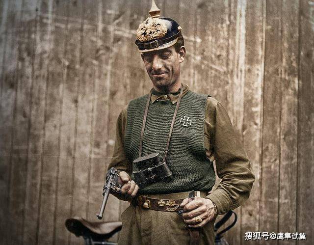 一战时期德国士兵的头盔普遍都带尖铁吗?