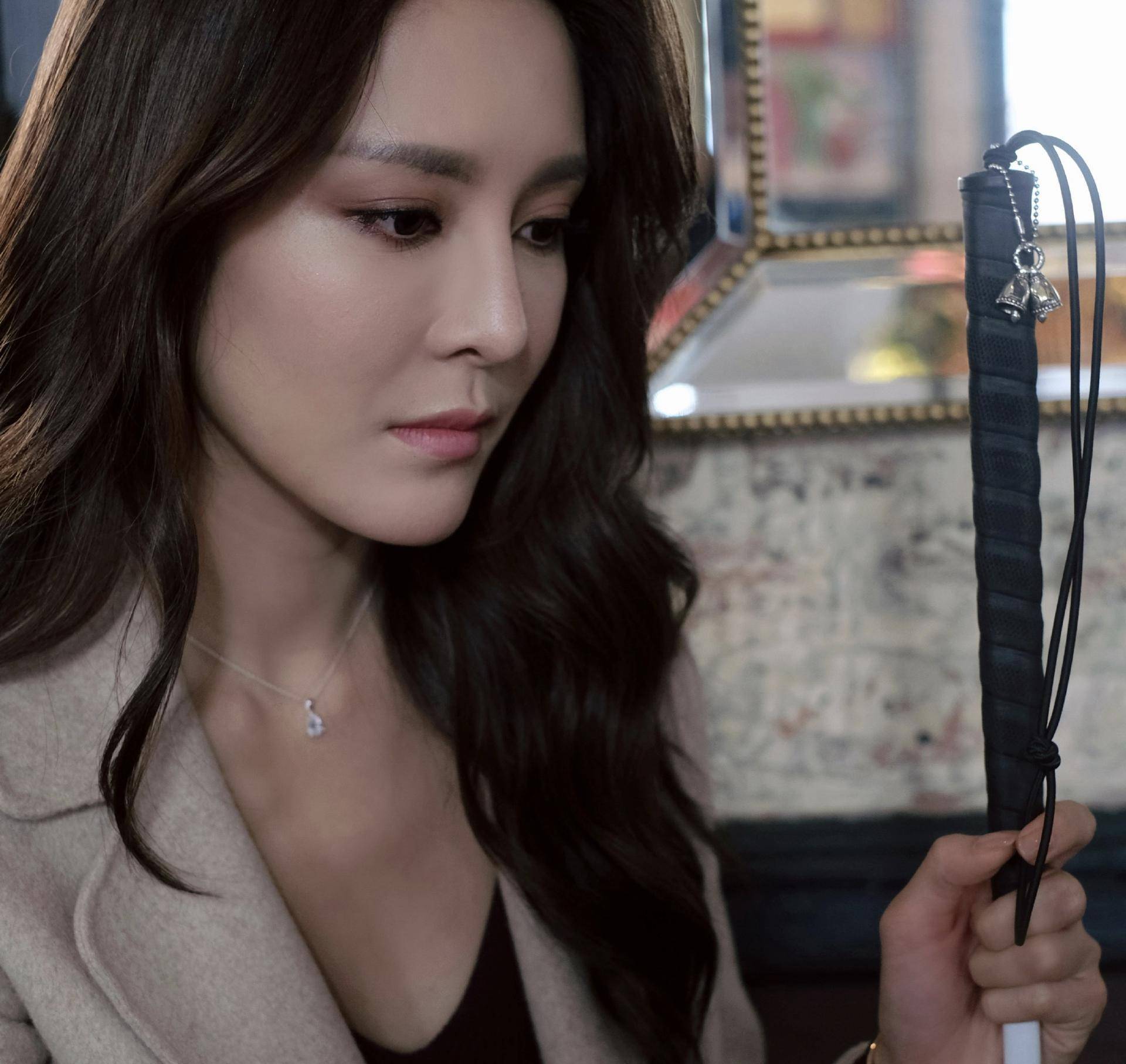 tvb上位小花张曦雯感谢混血男友对工作的支持_强人_白色_一线