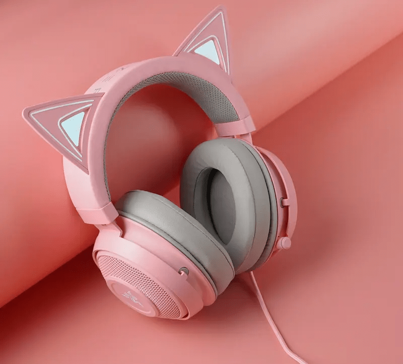 而且颜值也在线,想入手猫耳耳机的小伙伴是可以考虑一下雷蛇这款耳机