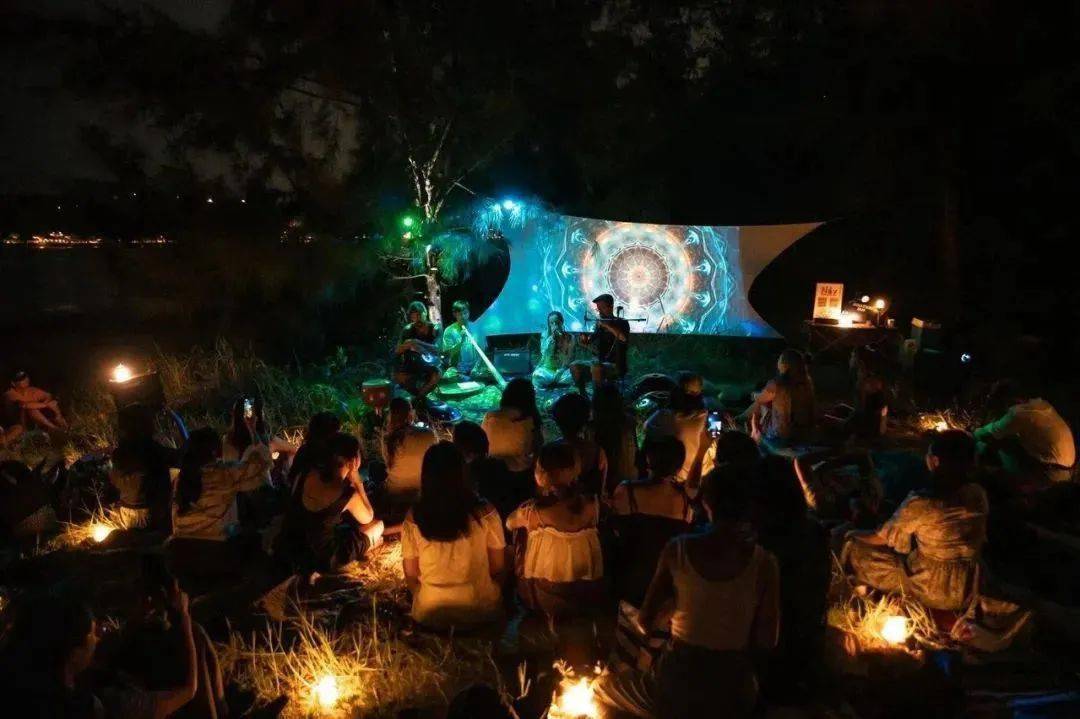 mo/eform/event进行登记,倘报名人数多于指定名额时,将以抽签形式取录