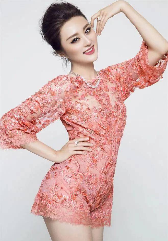 除了以上8位,还有石安妮,方安娜,管乐,程愫等明星也是来自江西.