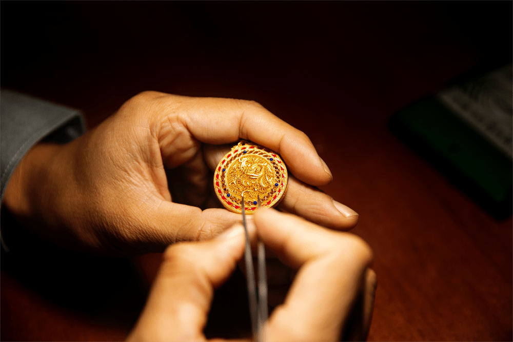 传承国艺 传创国货 传播国潮(六桂福珠宝开辟"三国演义")