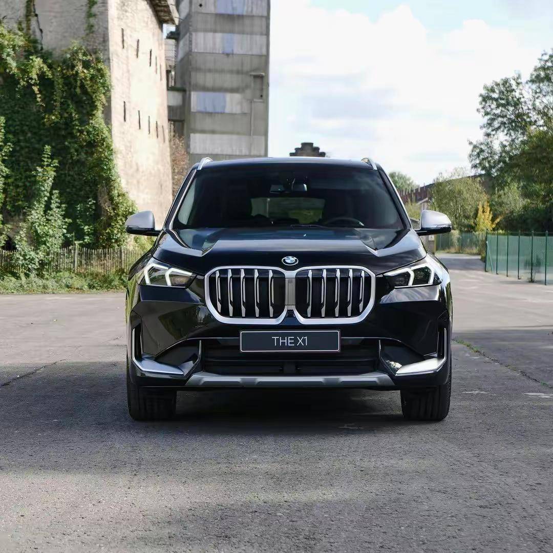 纯,将会在今年年底实现国产,并在明年年初与大家见面,新款的宝马x1