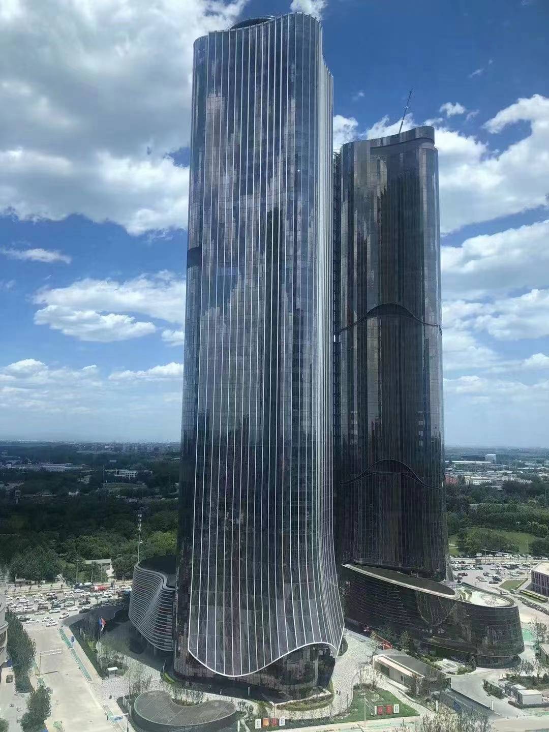 中航资本大厦_核心_设计_公园