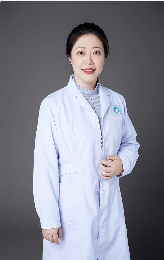 医师报邀请临沂市肿瘤医院副院长李秀敏教授讲解子宫内膜癌的诊治