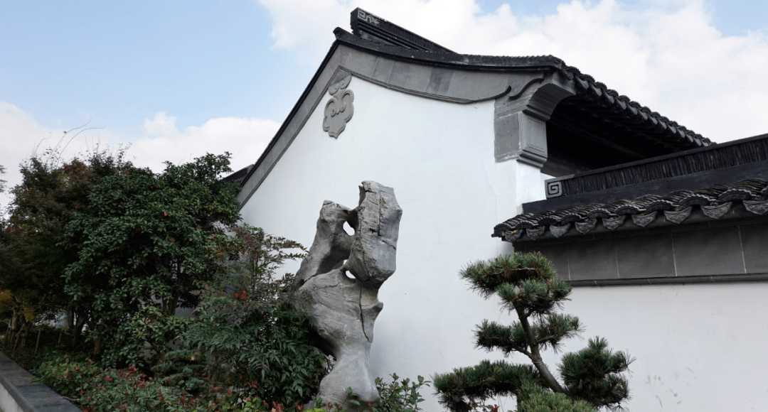 外墙面(姑苏区沧浪亭街 可园)苏州历史建筑结构大多为木构架,在木构架