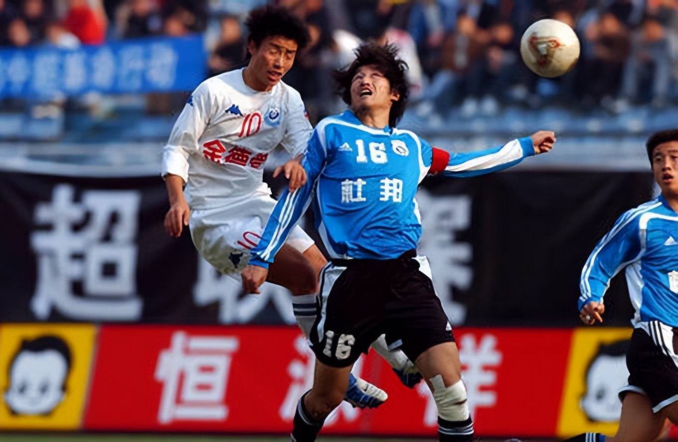 大连足球史上今天:2004年10月24日中超实德罢赛抗议被罚6分,夺冠彻底