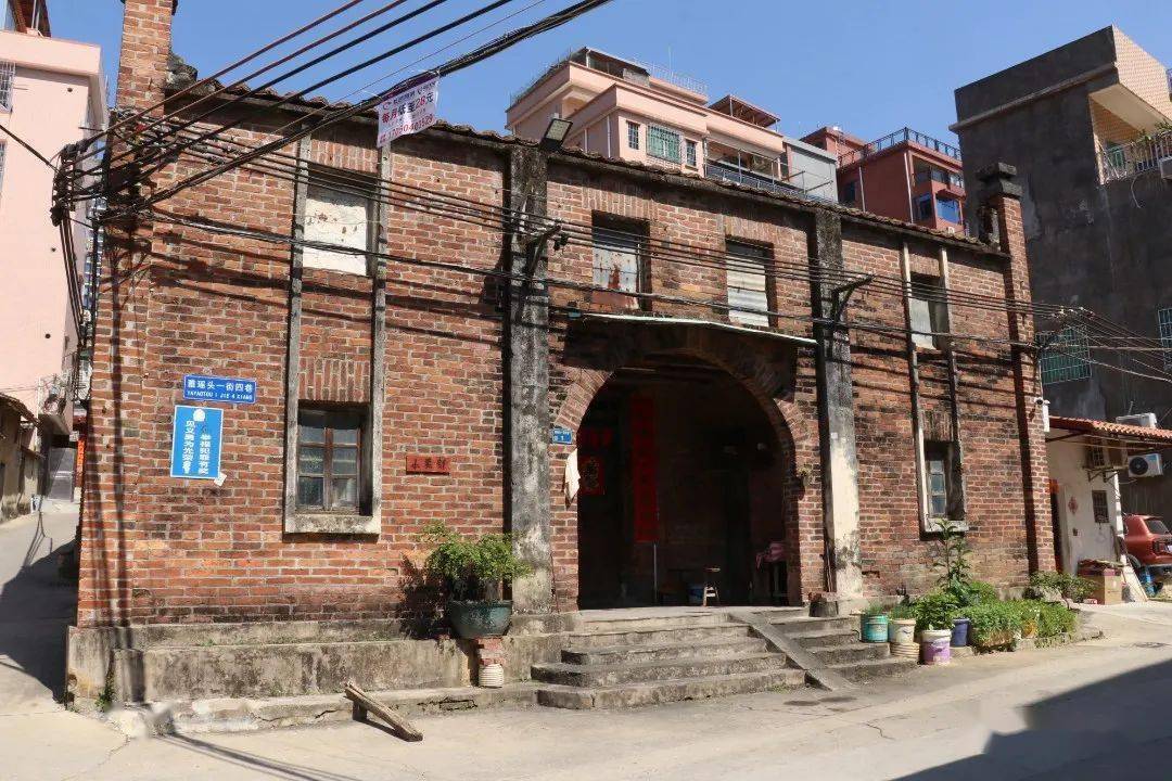 做足"绣花功夫"的工作思路,因地制宜打造"小菜园",犀牛陂村还按照为老