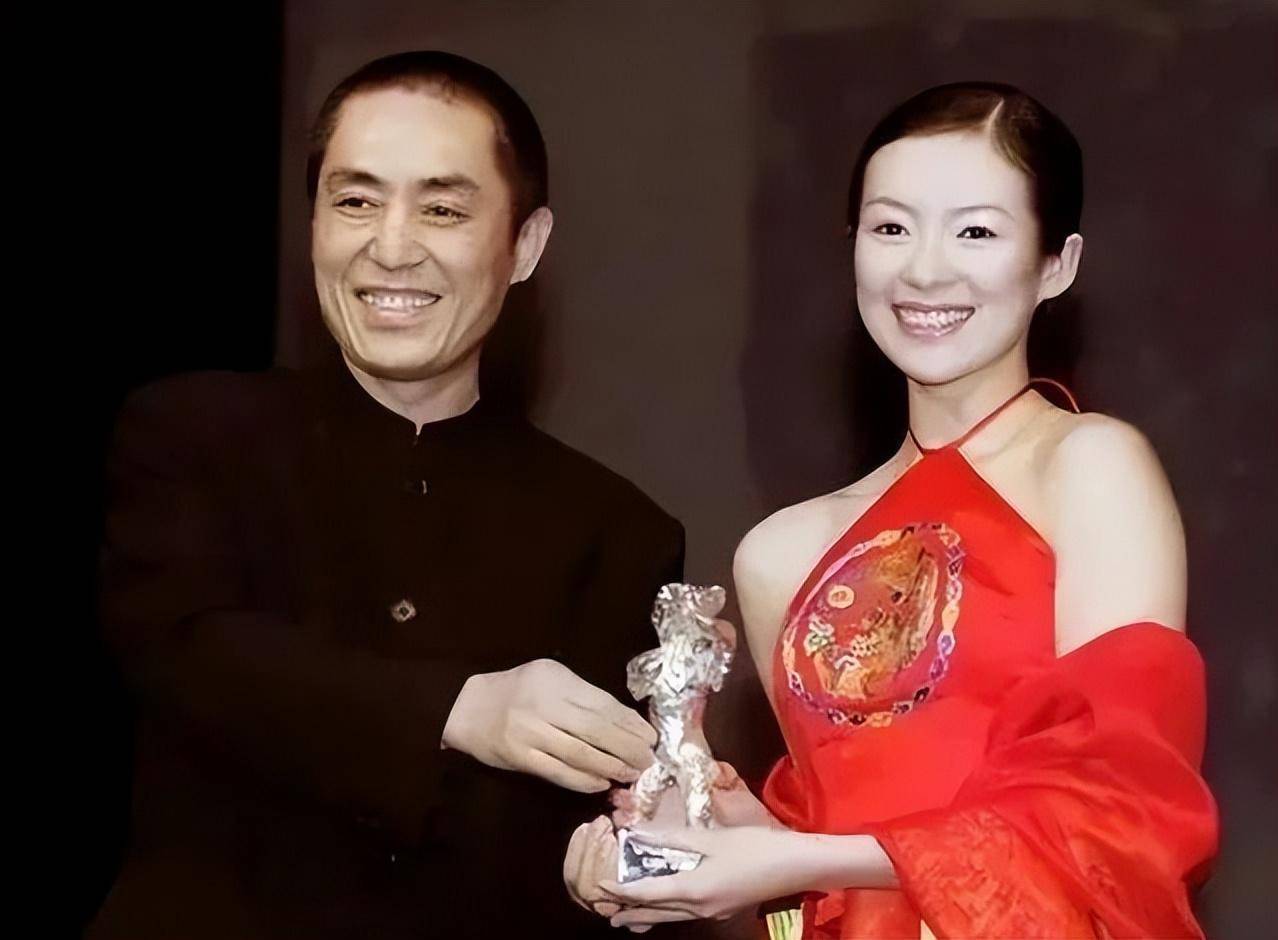 被张艺谋器重,遭章子怡吐槽演技太水,高开低走的郑昊如今很幸福!