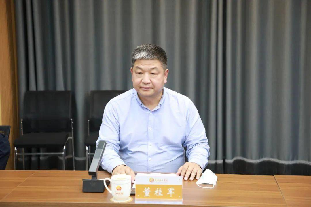 北大荒农服集团农地运营总顾问赵汝学,县委副书记赵宗虎,副县长,雷