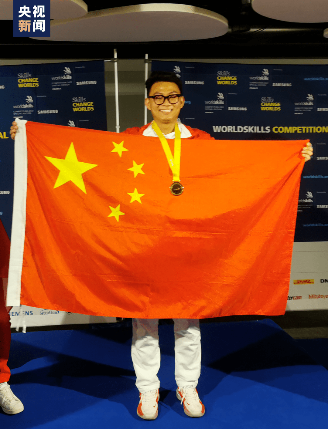 浙江选手"刮腻子"刮成世界冠军_马宏达_比赛