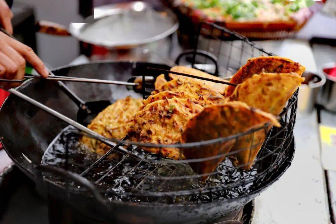 宜昌的美食名单里,一定不能少了街头小吃.