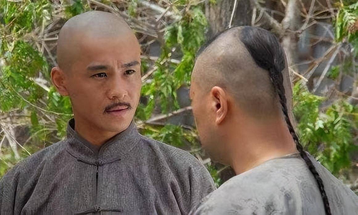 清朝男子发型真是“阴阳头”？别被影视剧误导，真实发型一言难尽