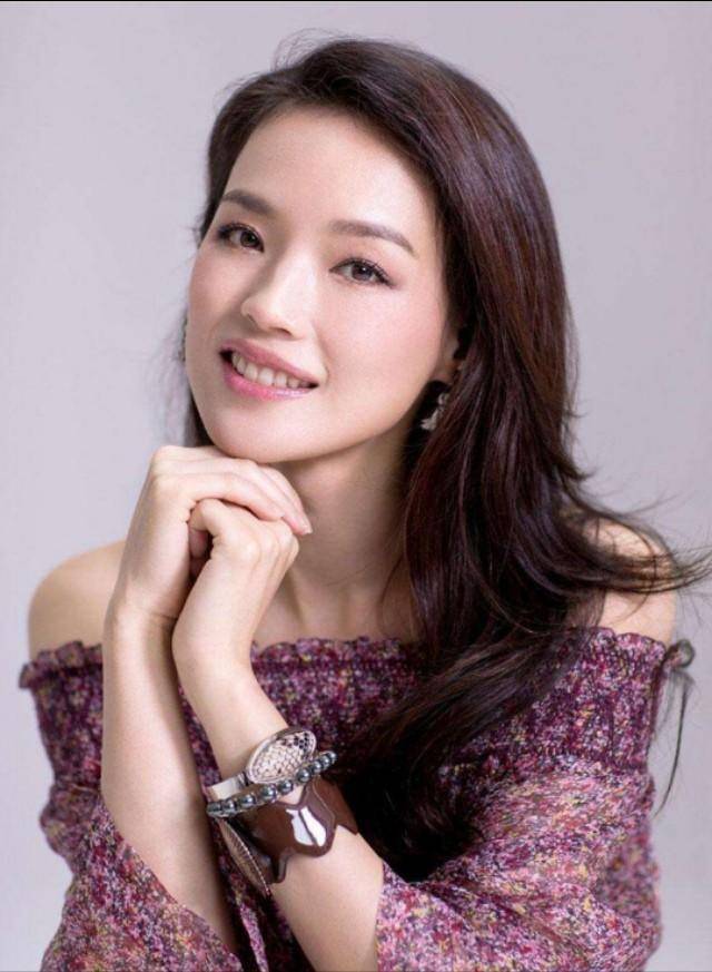 俞小凡原名:张兴妹37.岳羚原名:吕美花38.冯德伦原名:冯进财