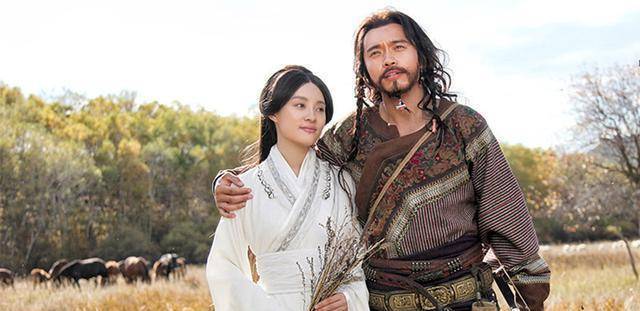 电视剧中义渠王是秦国北部草原部落的首领,为人豪迈