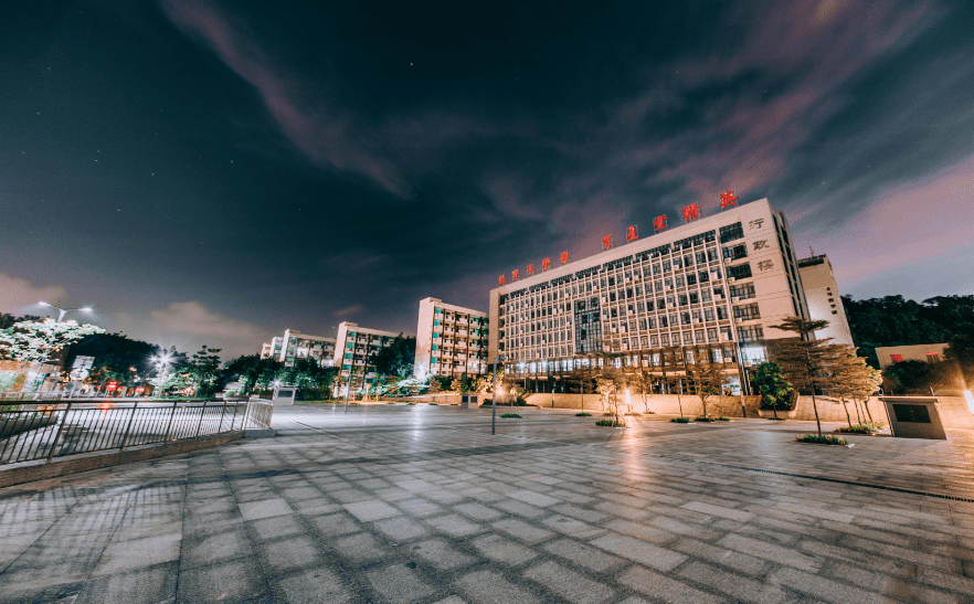 高质量3 证书高职高考院校鉴赏——广东科技学院_宿舍_南城区_东门