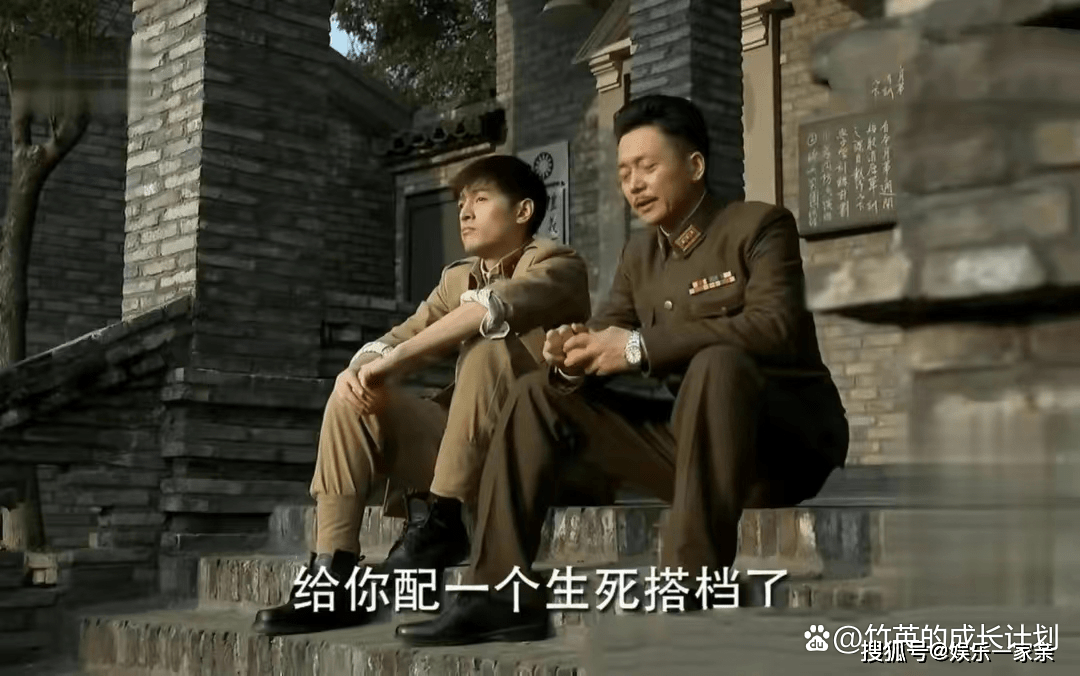 重看《伪装者》我发现于曼丽对明台并不是爱情,是把他当成了救星