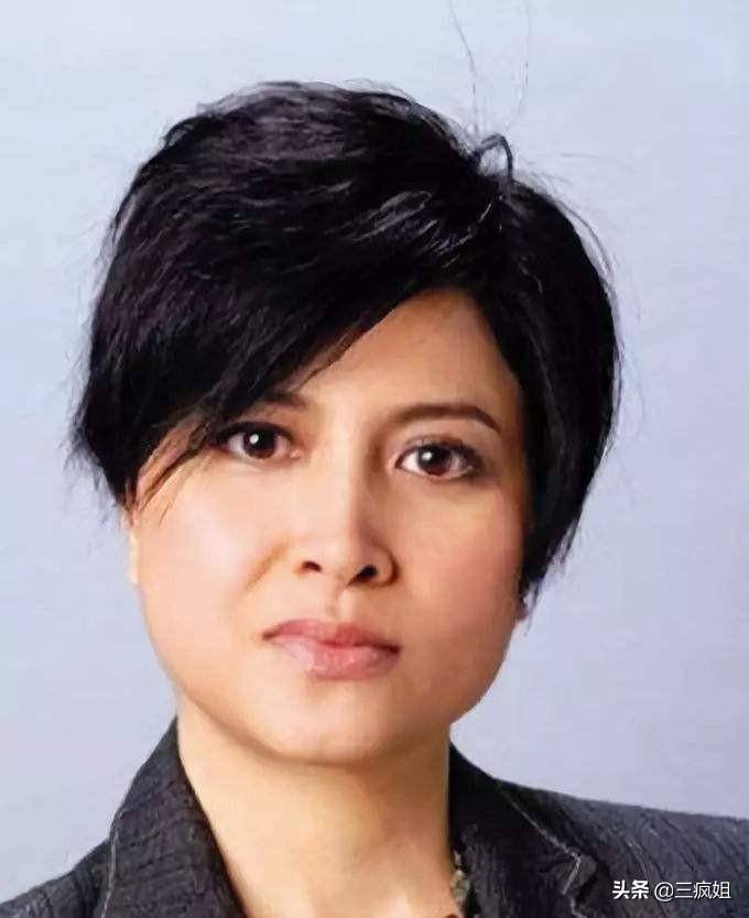 港剧《珠光宝气》:人生苦短且爱从容,勿让我们那么辛苦_白筱柔_贺哲