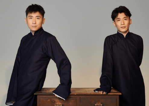 此外,德云社"九字科"小将也走上台前,张云雷与王九龙在2018年末开始