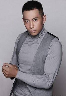 他20岁出道,凭"小庄"走红,35岁意外摔伤,恋"华筝公主"17年_谷智鑫