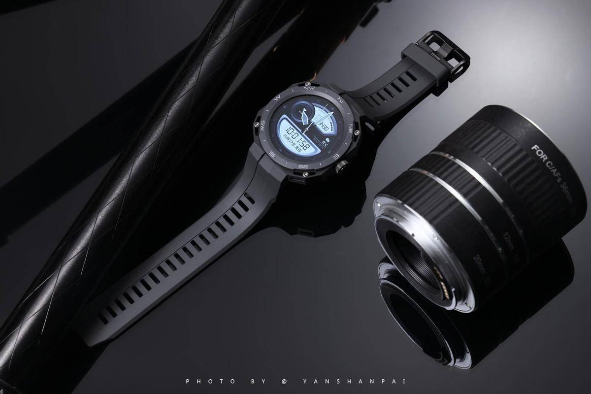 总带一块表太无聊！华为首款可换表壳智能手表WATCH GT Cyber评测