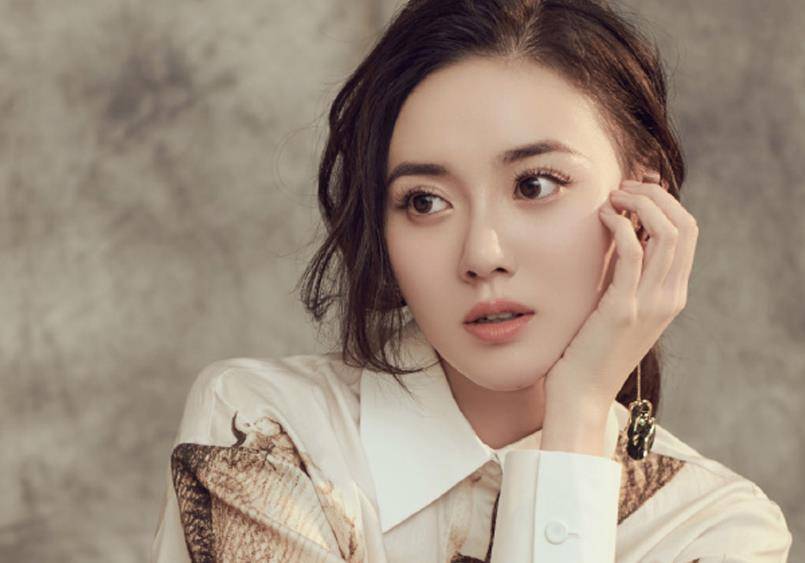 年轻的实力女演员,总是出演配角的她,并没有太高的流量_江恺_时候