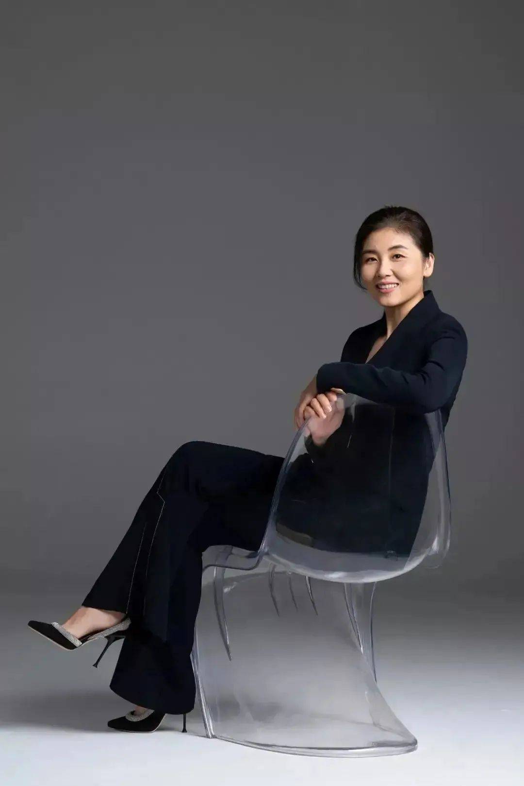 归去来兮,颜宁走了,颜宁回来了.希望她在深圳的生活和科研,真的开心.