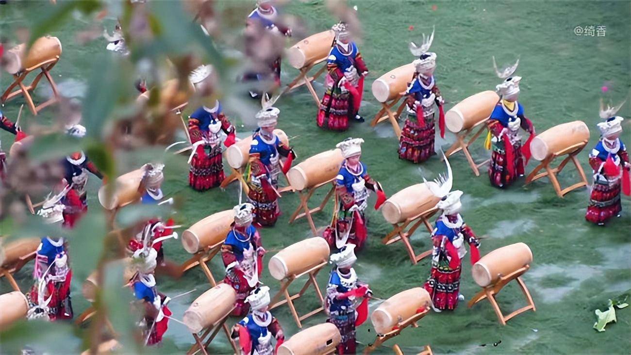 「中国地域文化调查」非遗之美|十三年一次苗族鼓藏节来了_西江_枫树