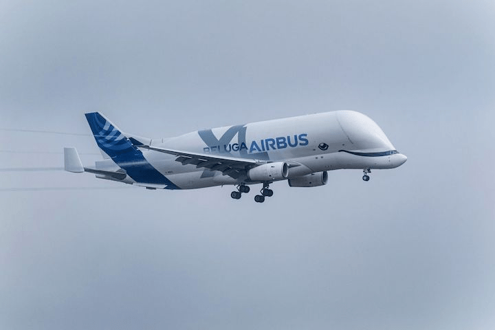 国际民航 | 空客巨型"大白鲸"货运飞机首次获得第三方任务_机翼_运输