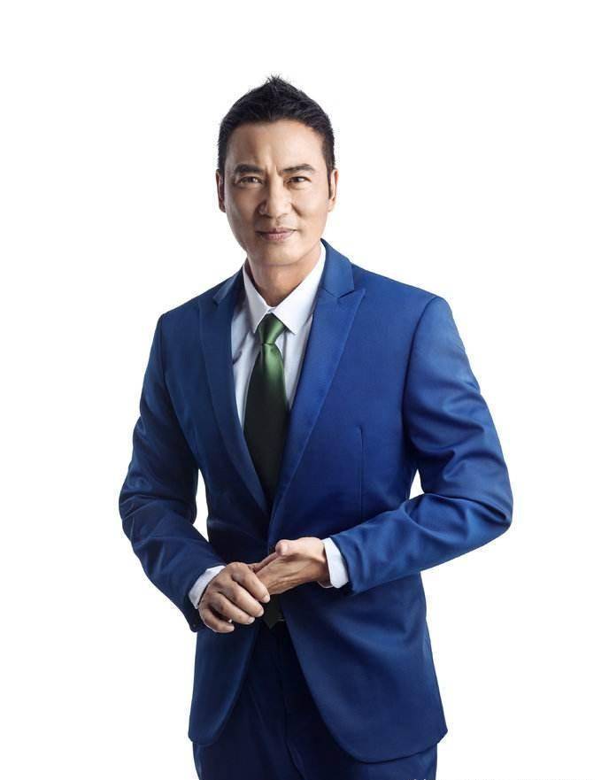 任达华亲自掌镜为妻女拍写真,小编对他总结出"三个作为"_女儿_江湖