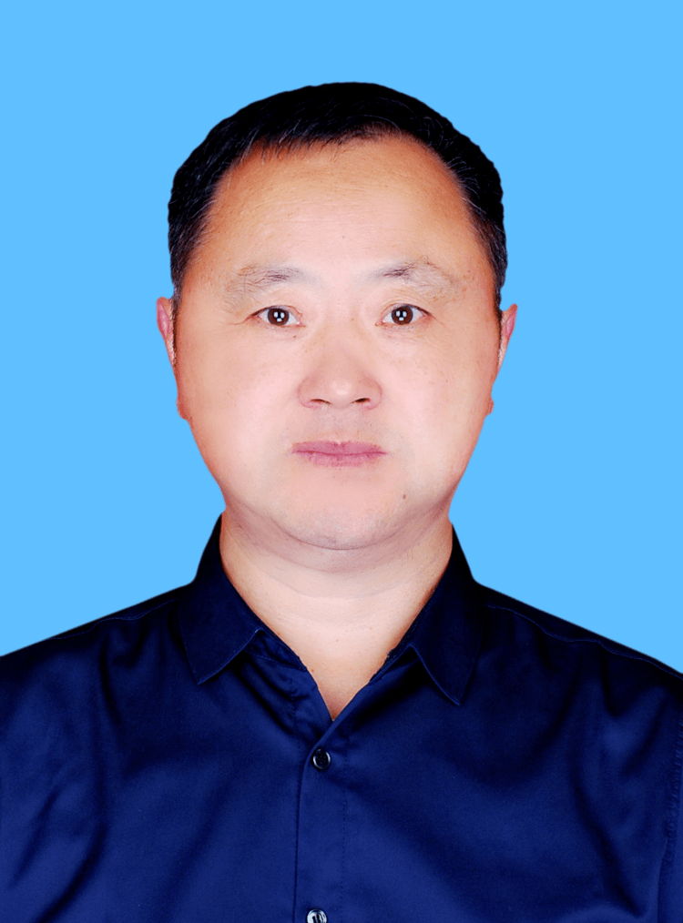 王竞进男,1983年10月出生,中共预备党员,建湖县上冈镇人,退伍军人.