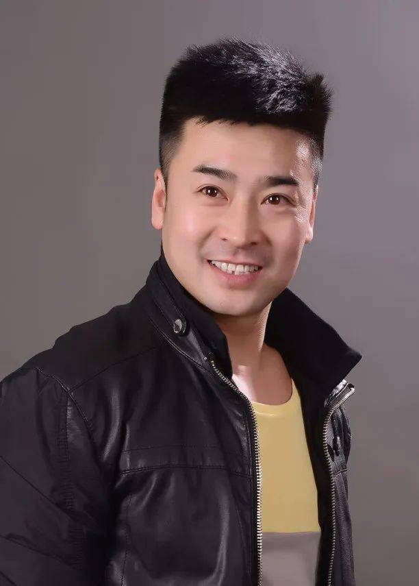 张青松张婉婷李蜜鑫王博文马博通王 俊罗 帅演职员表剧中人 .