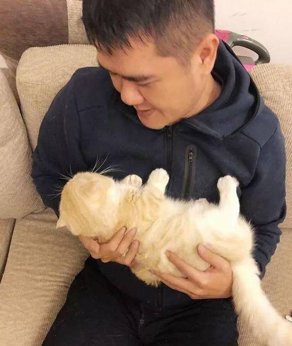 缪缪和_pony_小猫