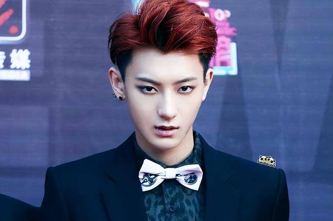 表面是艺人,实际是富二代的6位明星,他们不努力就继承上亿家产_华晨伟