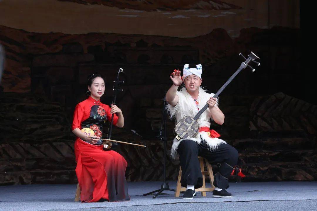 陕北说书陕西非遗 集贤鼓乐◎ 责编︱ 欣 翼◎ 审核︱ 马 超 王燕萍