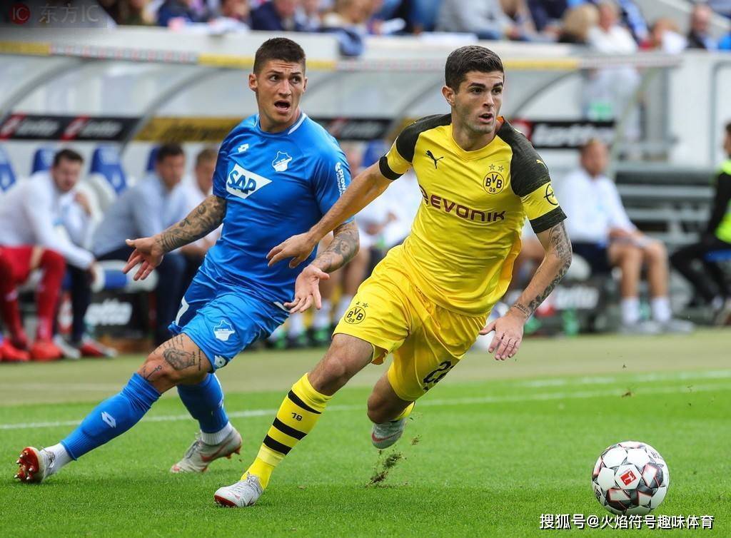 前锋(一):小豌豆——埃尔南德斯(墨西哥,1988年出生,身高175cm)