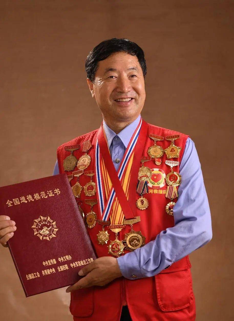 道德典型作表率②_王爱东_宿迁_黄河