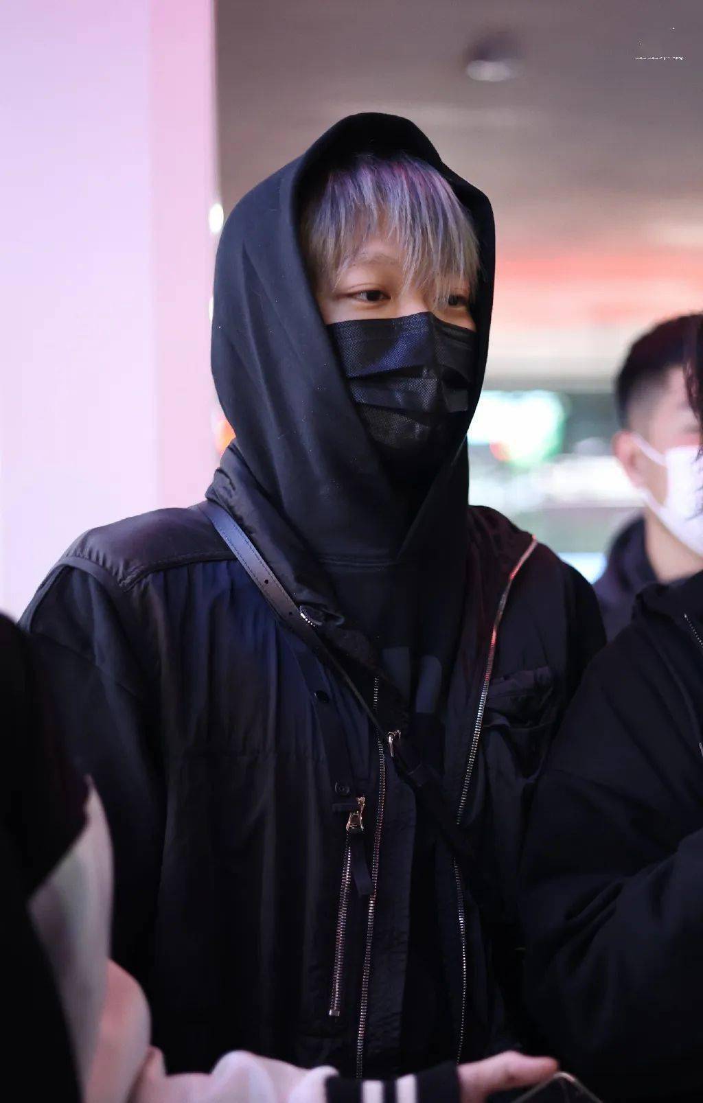 pgone预告freestyle表示真好听!还现身机场被抓拍!_diss_西蒙_截图