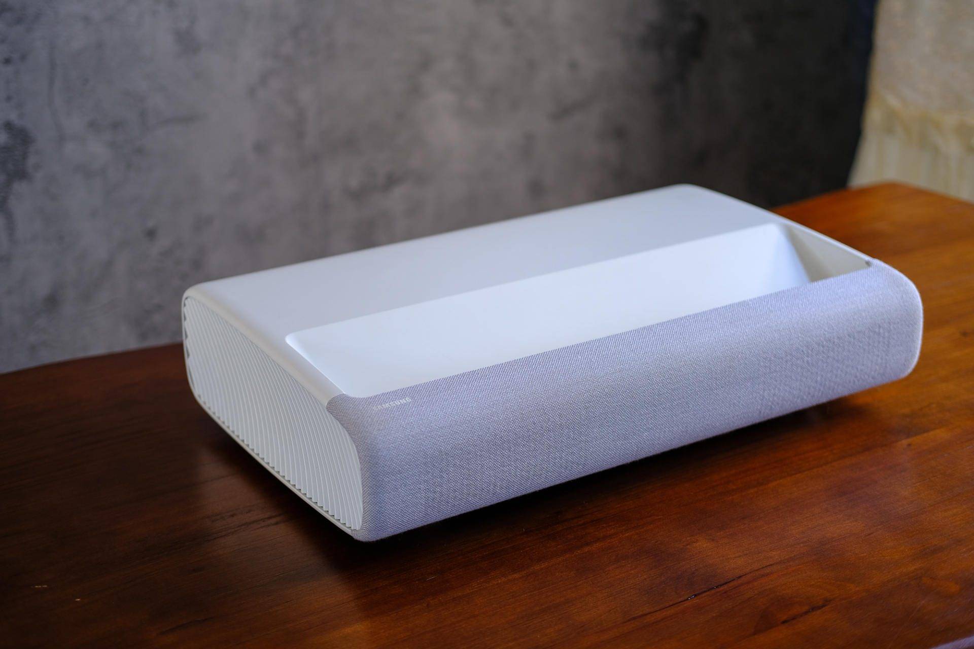 近3万元的激光电视是什么体验？三星LSP7T激光电视测评