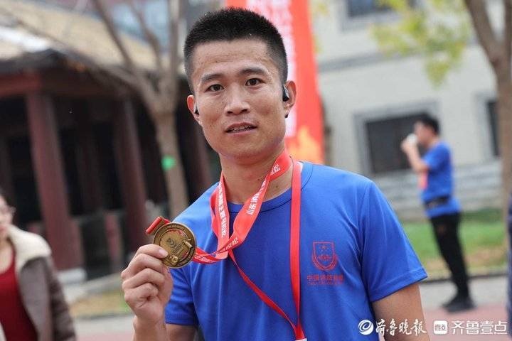 山东消防健康跑男子组亚军:“46分40秒!这是我的最好成绩”_安雪松_活动_比赛