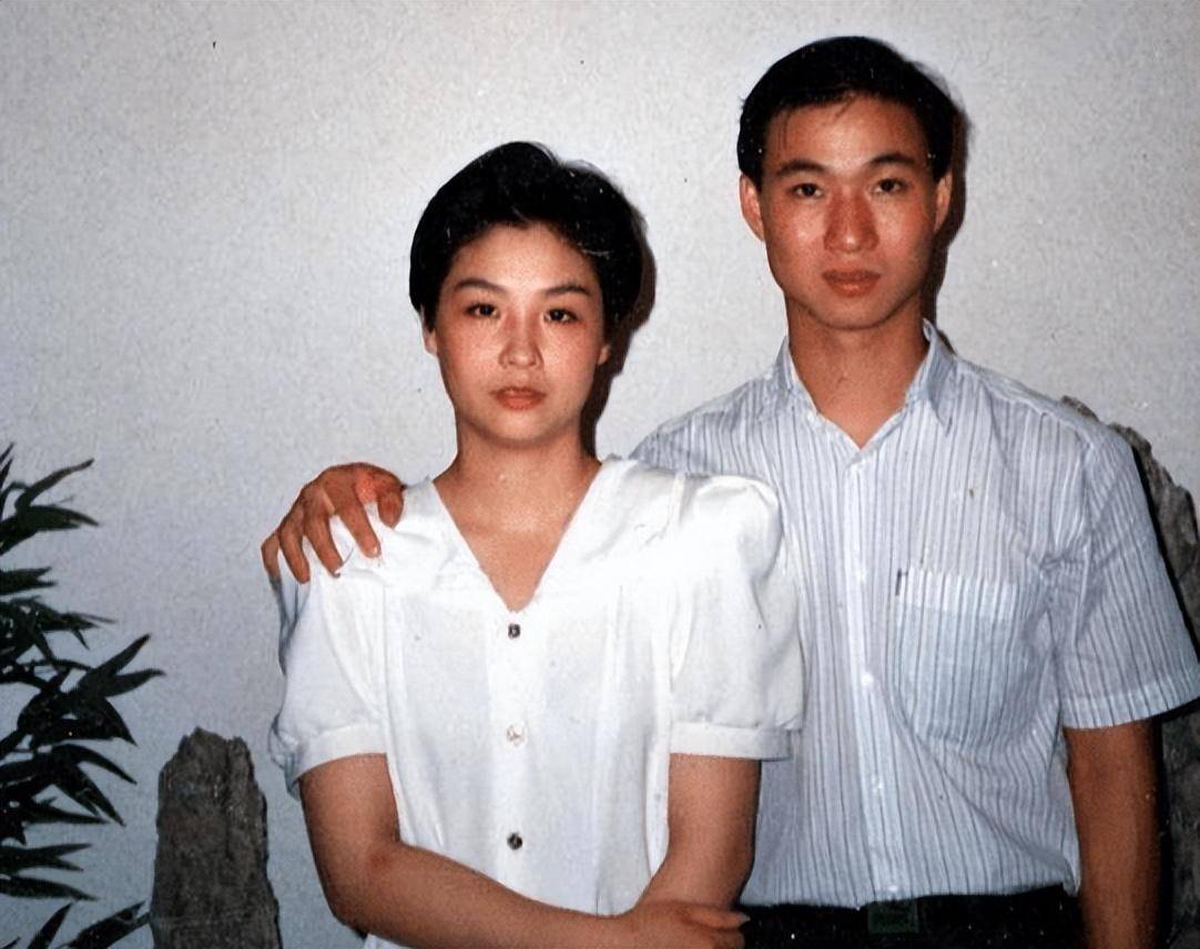 奥运冠军吕林:妻子和儿子都是乒乓球运动员,中年秃顶也帅气_王涛_男双