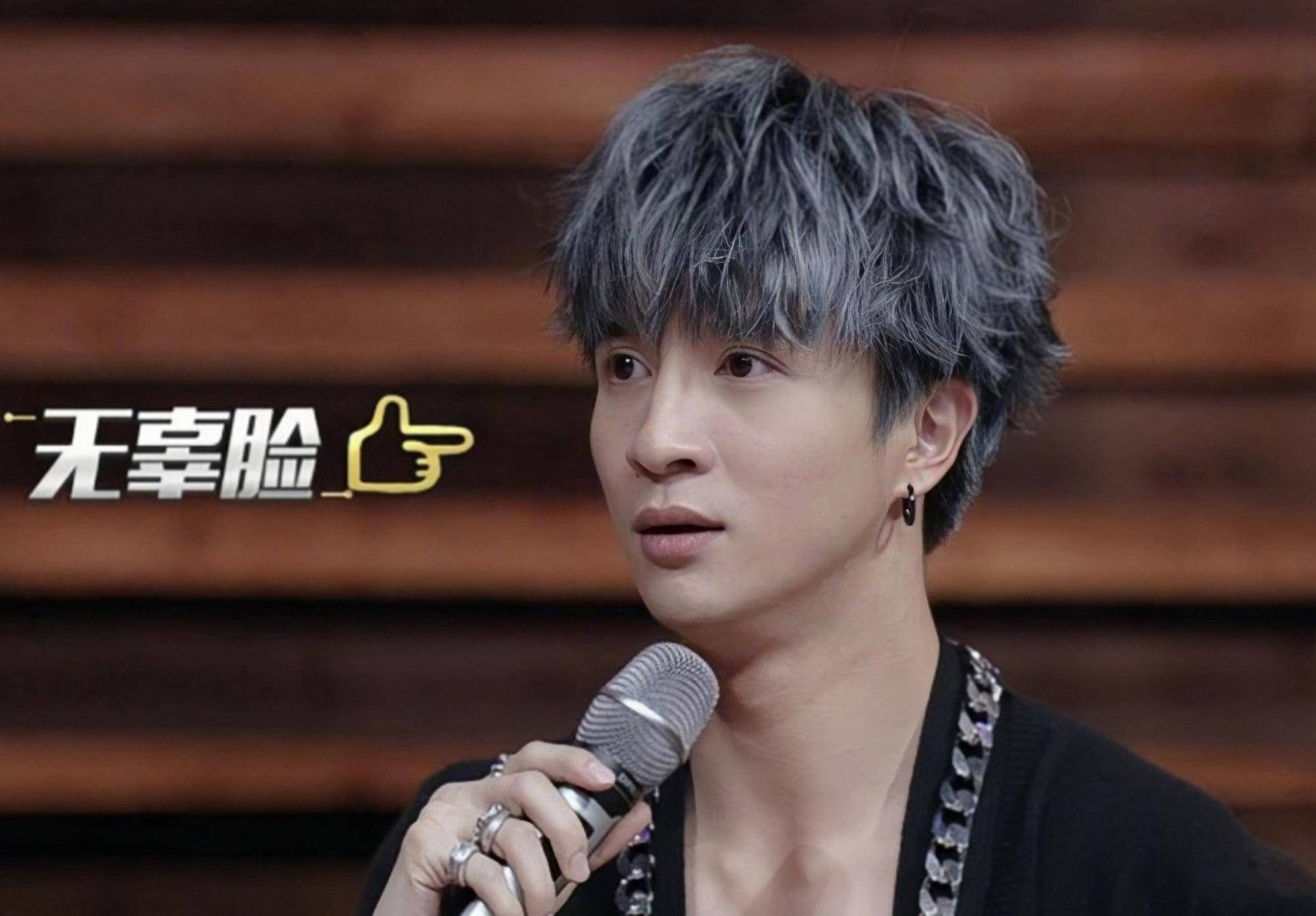 原创 富豪薛之谦:与前妻复合遭前女友抹黑,人设崩塌,后被大张伟暗讽