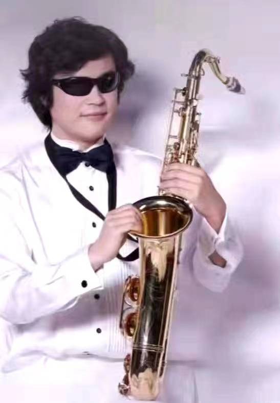 以大连籍盲人萨克斯演奏家王琦为蓝本的新剧《梦的守望》首次在京公演