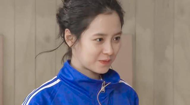 跑去找杨颖看《跑男》,却被28岁的白露给吸引了,你是认真的?