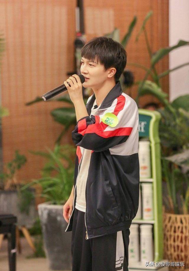 创4不缺俊男靓女,却被周深圈粉,毕竟有才还谦逊懂礼的艺人不多