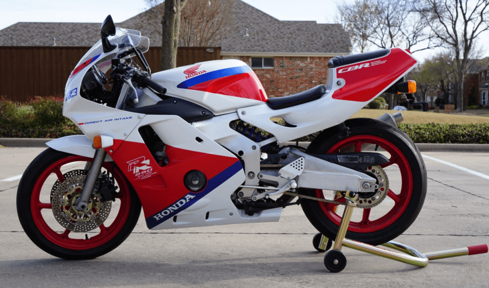 情迷cbr!那些"追风少年"心中的经典车型你还记得吗?_搜狐汽车_搜狐网